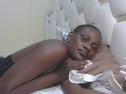 Snapshot of hairy_pussy4 chatting on 02-24-26, 05:08 hairy pussy4 online show from 02-24-26, 05:08