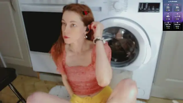 Amina Barbarian online show from 09-28-25, 04:58