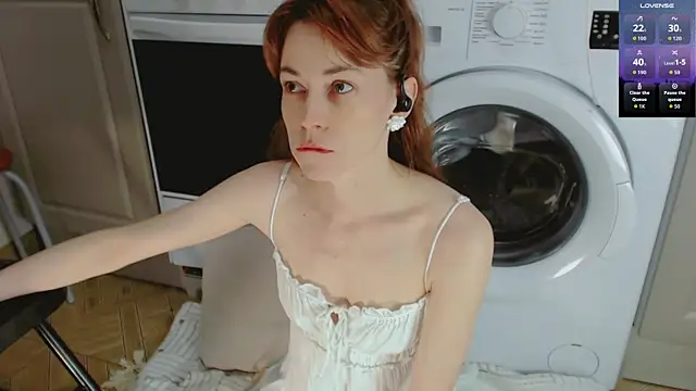 Amina Barbarian online show from 10-07-25, 05:03