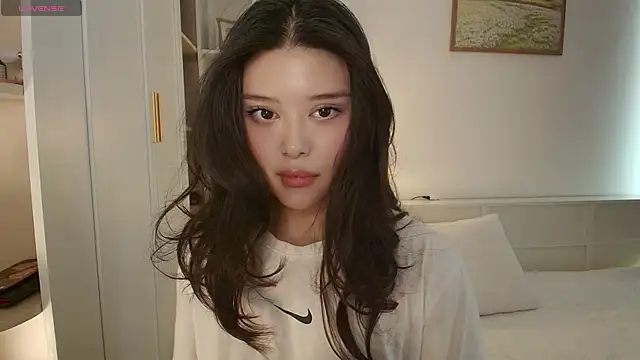 tenderlybaee online show from 12-22-25, 04:23