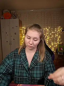 D0nna  online show from 03-07-26, 09:31