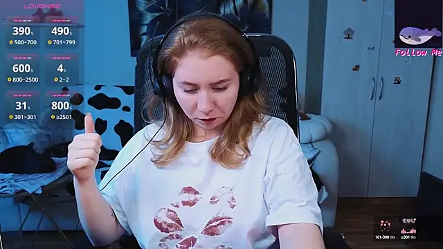 D0nna  online show from 10-06-25, 09:59