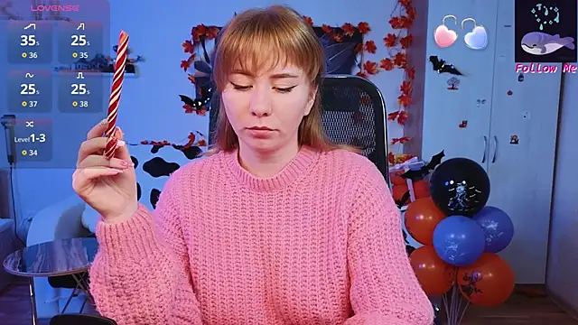 D0nna  online show from 11-03-25, 07:39