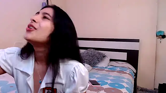 chika hellar online show from 10-20-25, 10:54