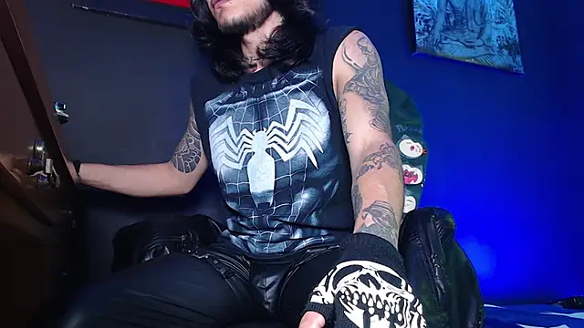 Snapshot of Dicaprioo_ chatting on 02-19-26, 04:59 Dicaprioo online show from 02-19-26, 04:59