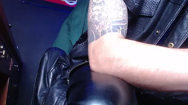 Dicaprioo  online show from 03-25-26, 07:08