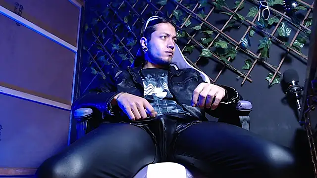 Dicaprioo  online show from 12-23-25, 07:51