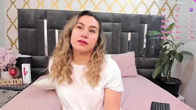 RubbyTaylor online show from 07-18-26, 12:14