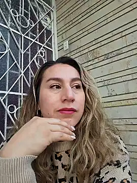 RubbyTaylor online show from 10-18-25, 11:12