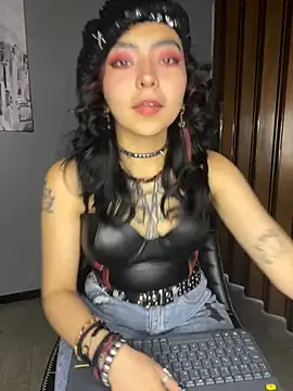 Snapshot of _Gothiccbitch_ chatting on 01-16-25, 03:56  Gothiccbitch  online show from 01-16-25, 03:56