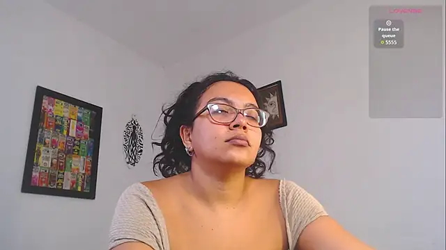 Snapshot of Rachell__420 chatting on 08-01-26, 03:10 Rachell 420 online show from 08-01-26, 03:10
