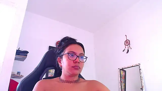 Rachell  420 online show from 11-19-25, 02:28