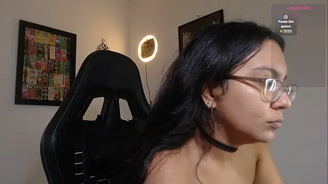 Snapshot of Rachell__420 chatting on 07-16-26, 01:41 Rachell 420 online show from 07-16-26, 01:41