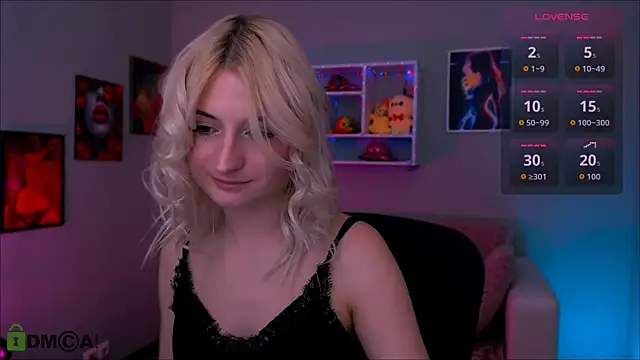 Snapshot of melisa_white1 chatting on 06-17-26, 07:13 melisa white1 online show from 06-17-26, 07:13