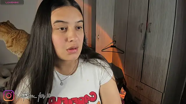 Victoria fer online show from 06-27-26, 04:51
