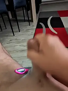 Szeltolo001 online show from 03-28-26, 11:39