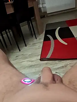 Szeltolo001 online show from 03-28-26, 02:23