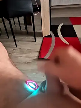 Szeltolo001 online show from 02-10-26, 03:05