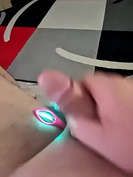 Szeltolo001 online show from 01-10-26, 02:51