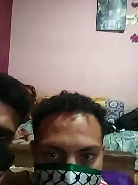 Snapshot of momano265 chatting on 04-10-26, 02:57 momano265 online show from 04-10-26, 02:57