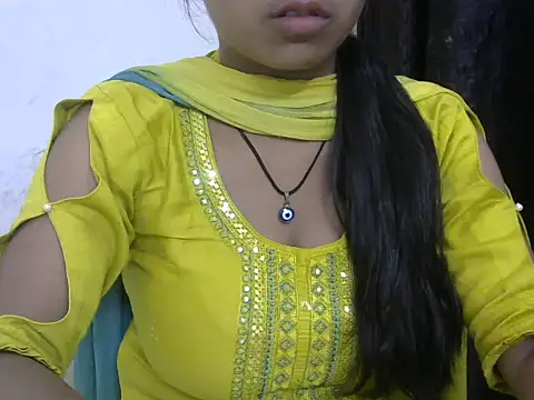 momo lov online show from 09-24-25, 05:14