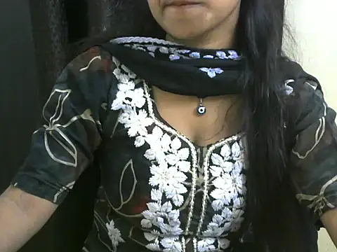 momo lov online show from 09-26-25, 05:03