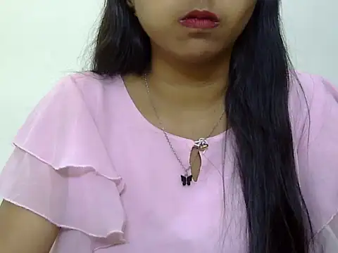 momo lov online show from 03-17-25, 08:29