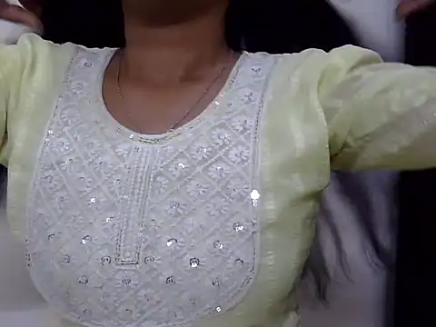 momo lov online show from 02-23-25, 05:12