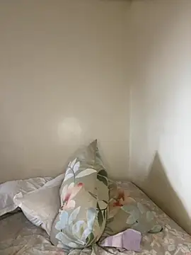 sweet18creamybigpussy online show from 10-19-25, 06:49