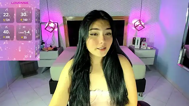 Snapshot of delilaquinn chatting on 02-25-25, 12:27 delilaquinn online show from 02-25-25, 12:27