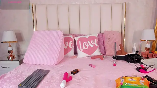 CahitlinBell online show from 01-07-26, 05:56