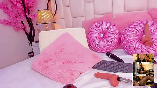 CahitlinBell online show from 03-22-25, 09:13