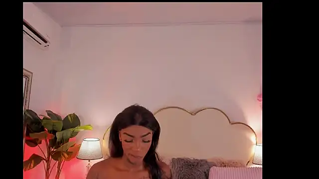 CahitlinBell online show from 02-10-26, 05:17