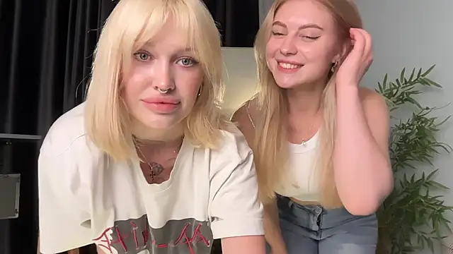 Golden Aline online show from 07-26-26, 06:26