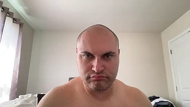 SluggishChase99 online show from 04-14-26, 03:17