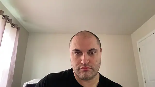 SluggishChase99 online show from 03-18-26, 01:57