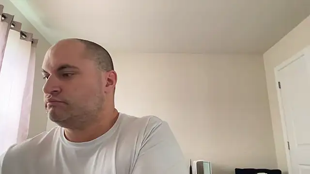 SluggishChase99 online show from 04-01-26, 01:12