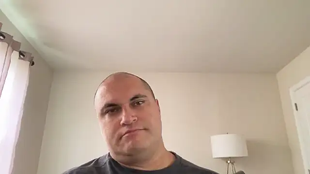 SluggishChase99 online show from 10-29-25, 07:13