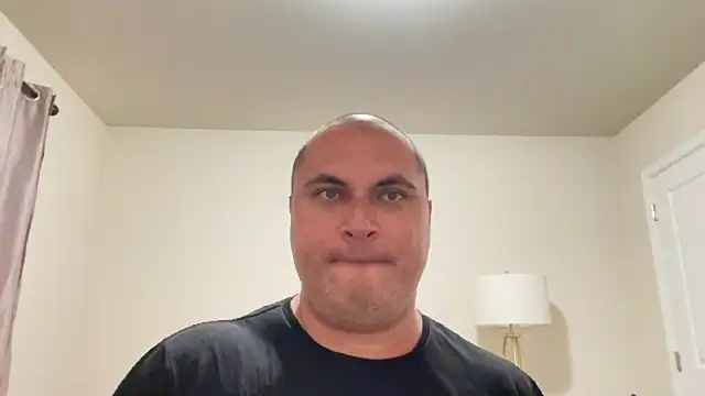 SluggishChase99 online show from 10-06-25, 02:46