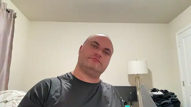 SluggishChase99 online show from 11-18-25, 12:26