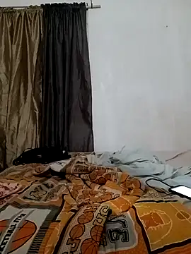 Snapshot of Dj-yefri-pauta chatting on 01-28-25, 03:46 Dj-yefri-pauta online show from 01-28-25, 03:46