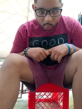 Snapshot of Dj-yefri-pauta chatting on 02-03-25, 02:34 Dj-yefri-pauta online show from 02-03-25, 02:34