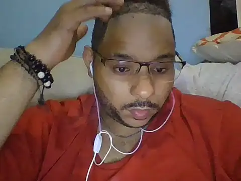 Snapshot of Dj-yefri-pauta chatting on 04-19-26, 12:55 Dj-yefri-pauta online show from 04-19-26, 12:55
