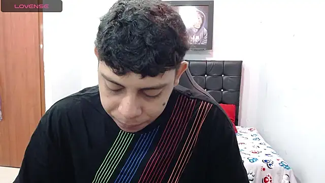 Snapshot of Wiiliam_20 chatting on 02-18-25, 11:33 Wiiliam 20 online show from 02-18-25, 11:33