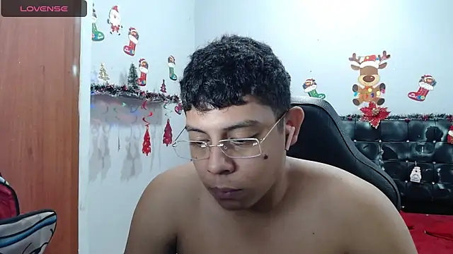 Snapshot of Wiiliam_20 chatting on 01-03-25, 02:51 Wiiliam 20 online show from 01-03-25, 02:51