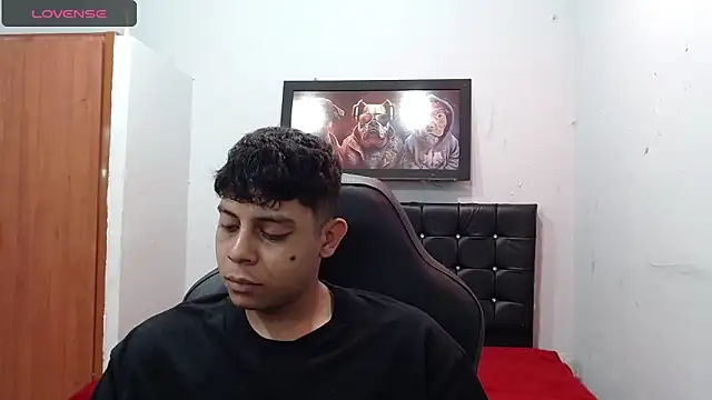 Snapshot of Wiiliam_20 chatting on 03-03-25, 05:20 Wiiliam 20 online show from 03-03-25, 05:20