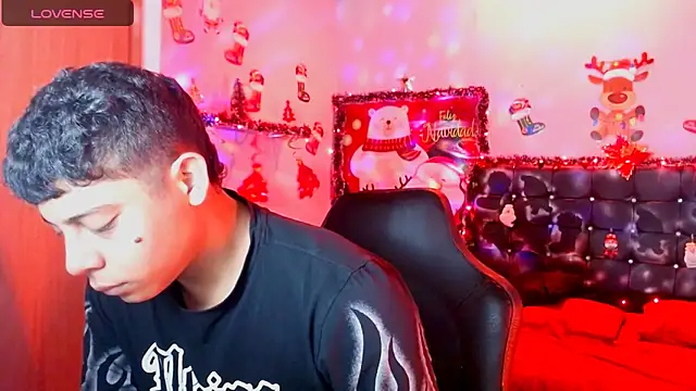 Snapshot of Wiiliam_20 chatting on 12-09-24, 06:57 Wiiliam 20 online show from 12-09-24, 06:57