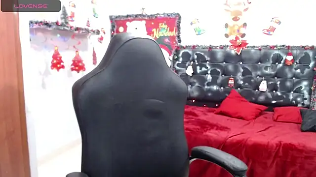 Snapshot of Wiiliam_20 chatting on 12-19-24, 03:19 Wiiliam 20 online show from 12-19-24, 03:19