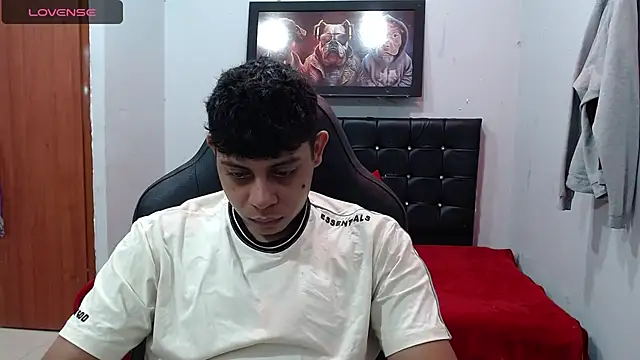 Snapshot of Wiiliam_20 chatting on 02-20-25, 12:04 Wiiliam 20 online show from 02-20-25, 12:04