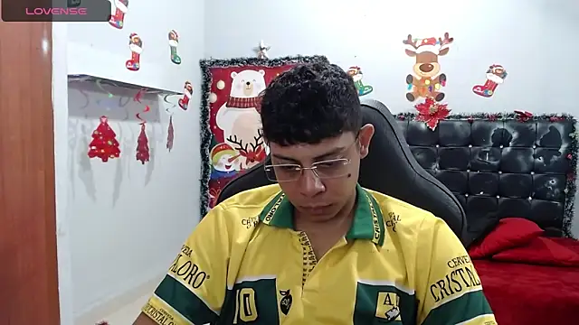 Snapshot of Wiiliam_20 chatting on 01-27-25, 11:43 Wiiliam 20 online show from 01-27-25, 11:43